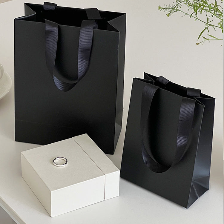 Black White Paper Jewelry Small Bag With Customize Logo
