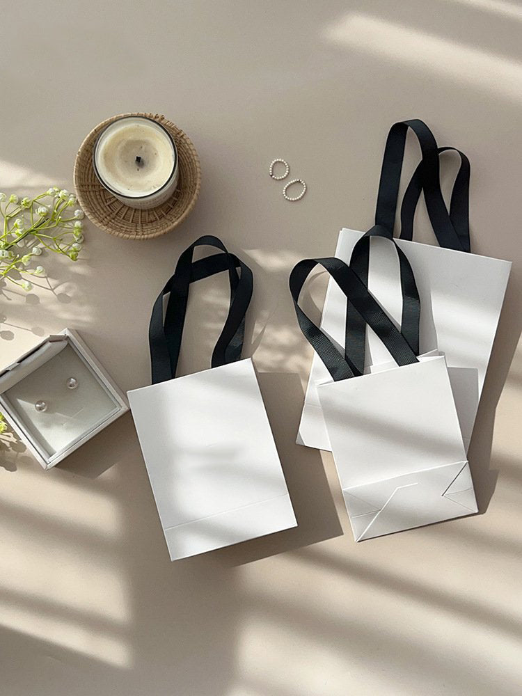 Black White Paper Jewelry Small Bag With Customize Logo