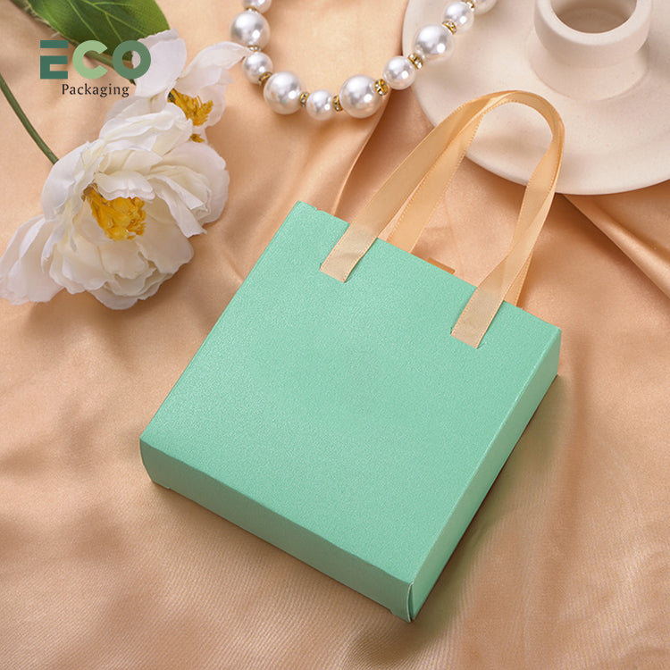 paper cardbard jewelry box

