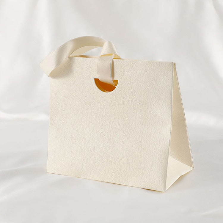 Specialty Paper Jewelry Gift Bags LOW MOQ