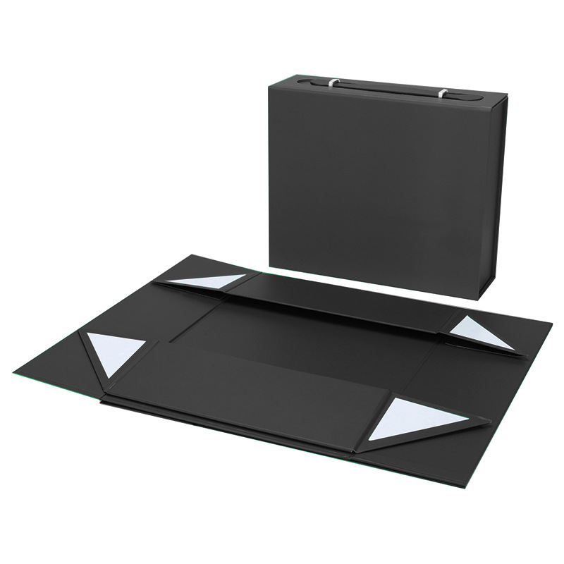 Foldable gift box